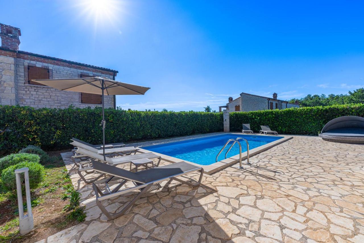 Villa Paradis 6 Jursici Exterior photo